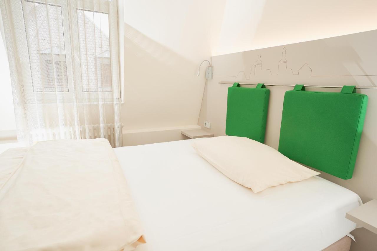 Stadthotel Engel เอทท์ลิงเงน ภายนอก รูปภาพ