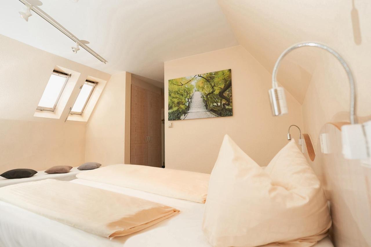 Stadthotel Engel เอทท์ลิงเงน ภายนอก รูปภาพ