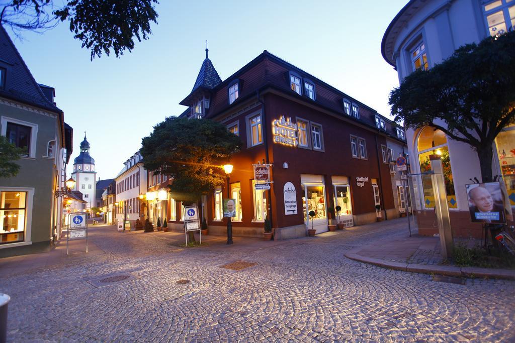 Stadthotel Engel เอทท์ลิงเงน ภายนอก รูปภาพ