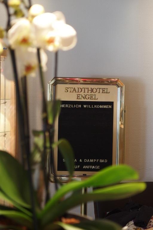 Stadthotel Engel เอทท์ลิงเงน ภายนอก รูปภาพ