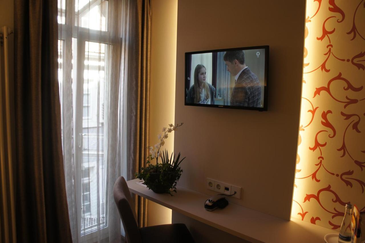Stadthotel Engel เอทท์ลิงเงน ภายนอก รูปภาพ